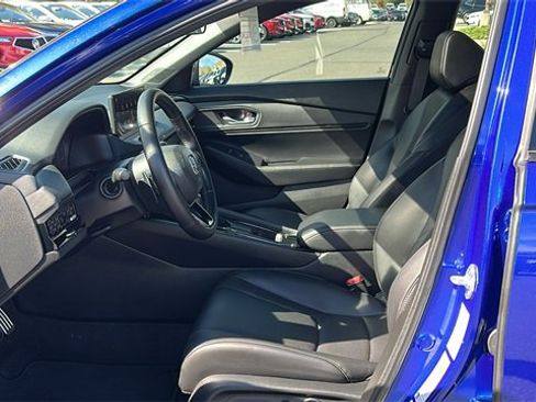 Used 2025 Honda Accord Sport image 10