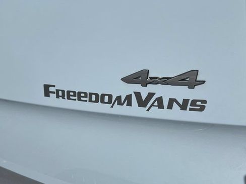 Used 2022 Mercedes-Benz Sprinter 2500 image 10