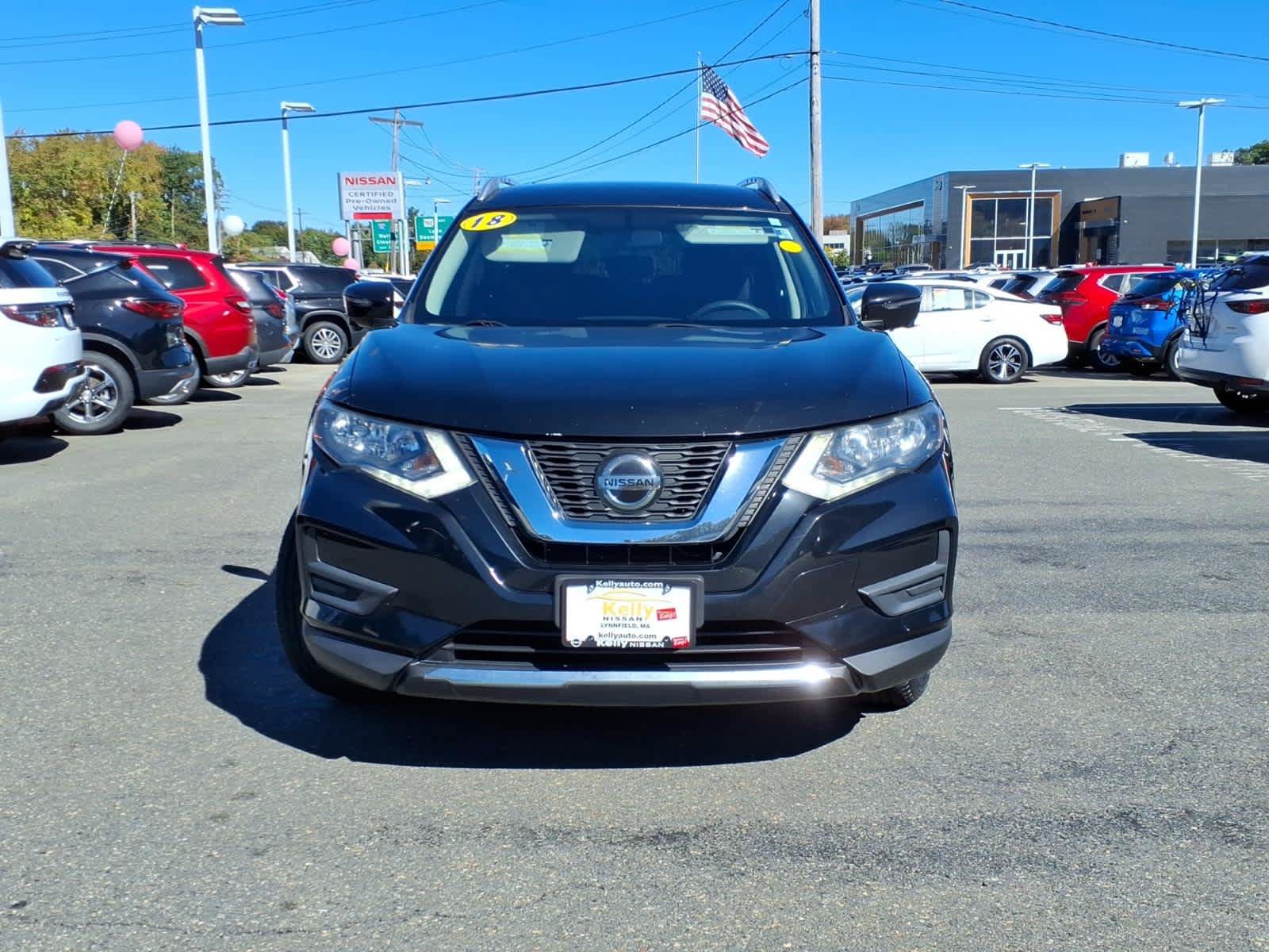 Used 2018 Nissan Rogue SV w/ Premium Package AWD/4WD image 2