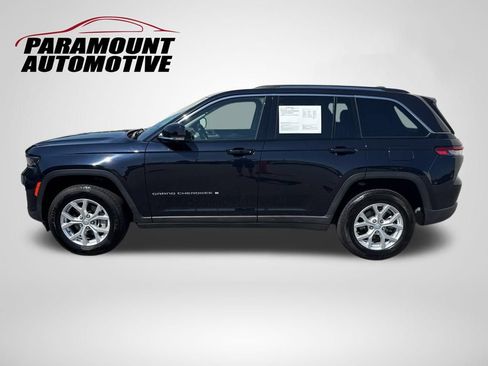 Used 2024 Jeep Grand Cherokee Limited w/ Luxury Tech Group II AWD/4WD image 4