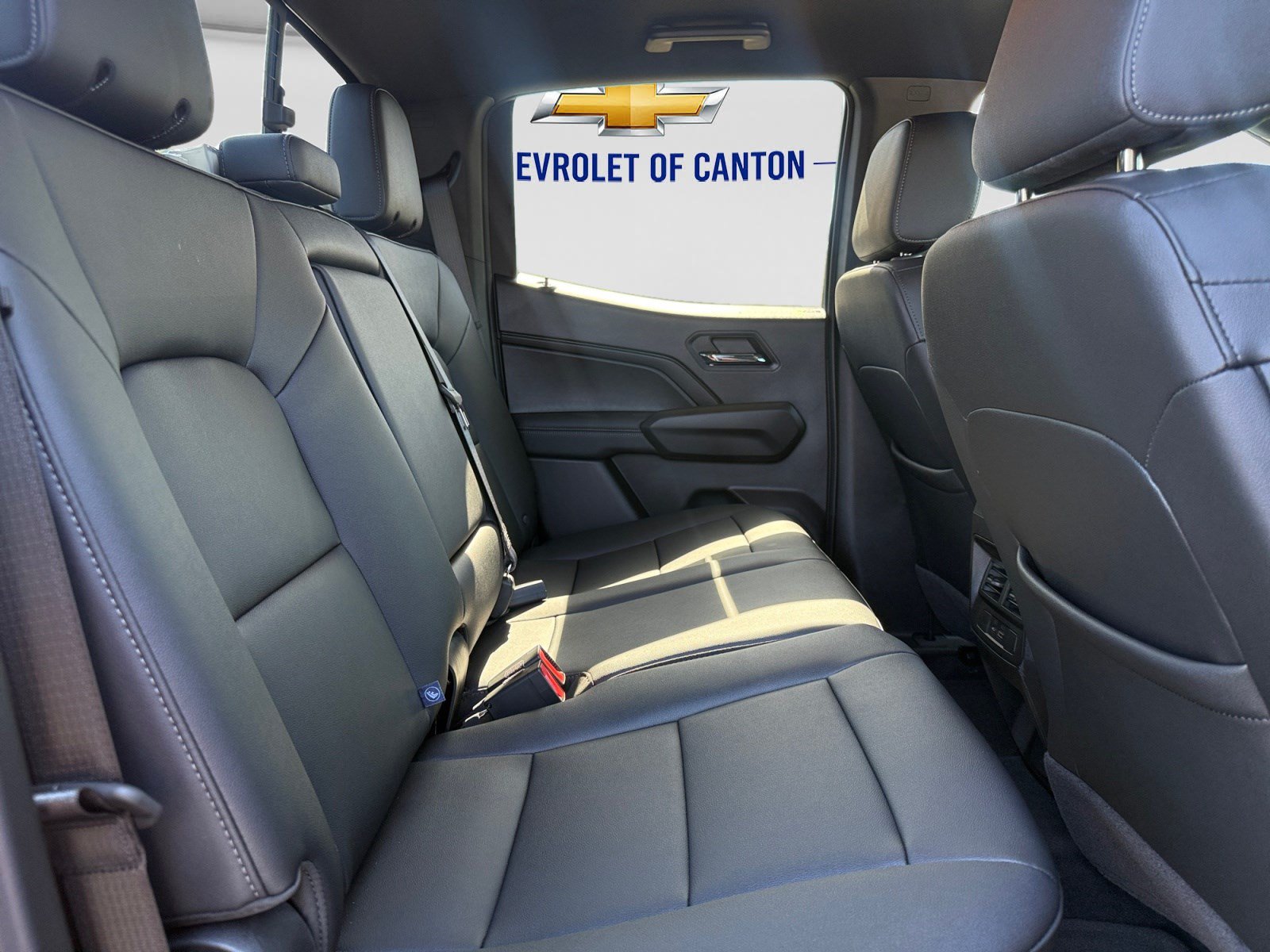 Used 2026 Chevrolet Colorado LT w/ LT Convenience Package AWD/4WD image 15