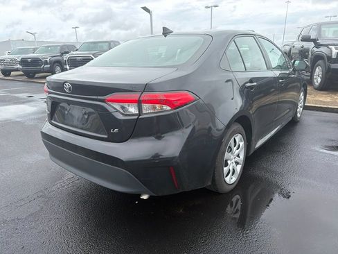Used 2024 Toyota Corolla LE FWD image 5