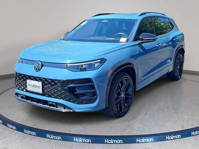 Used 2025 Volkswagen Tiguan SE R-Line