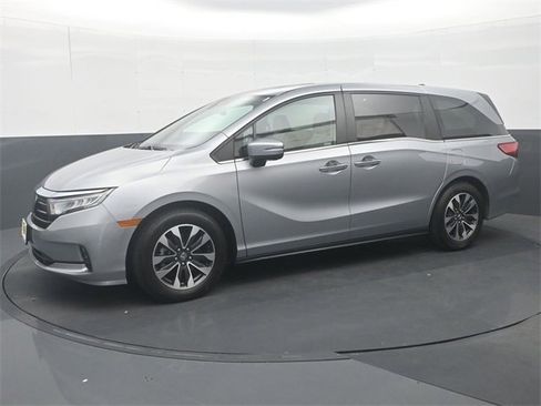 Certified 2024 Honda Odyssey EX-L image 4