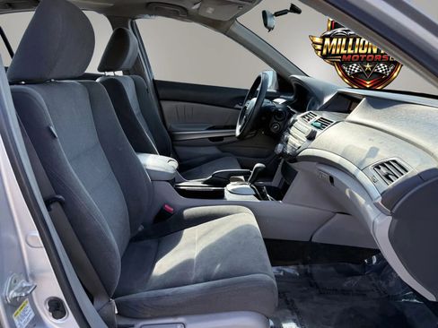 Used 2009 Honda Accord EX image 18