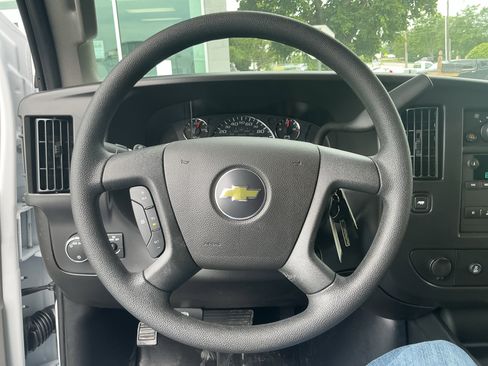 New 2026 Chevrolet Express 2500 RWD image 13