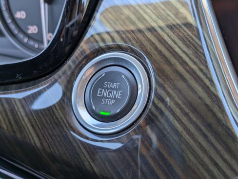 Certified 2022 Cadillac XT6 Sport w/ Platinum Package image 31