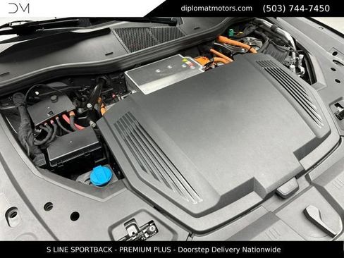 Used 2023 Audi e-tron Premium Plus AWD/4WD image 49