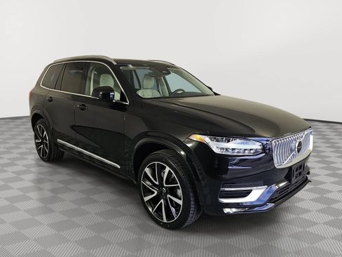 Used 2024 Volvo XC90 B6 Plus AWD/4WD image 2
