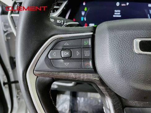 Used 2022 Jeep Grand Cherokee Limited 4xe AWD/4WD image 15