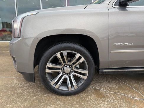 Used 2019 GMC Yukon Denali w/ Denali Ultimate Package image 7