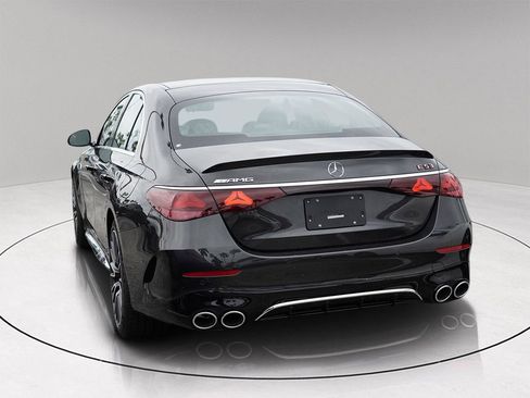 New 2026 Mercedes-Benz E 53 AMG e 4MATIC Sedan image 4