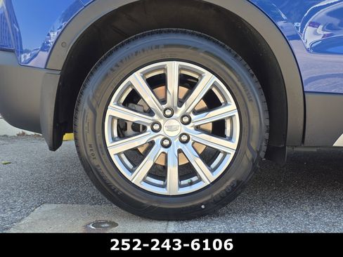 Used 2023 Cadillac XT4 Premium Luxury w/ Enhanced Visibility Package FWD image 41