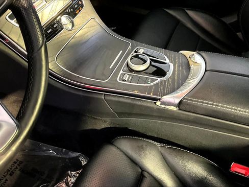 Used 2017 Mercedes-Benz C 300 4MATIC Sedan image 17