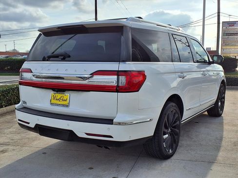 Used 2020 Lincoln Navigator Reserve w/ Equipment Group 208A Reserve image 2