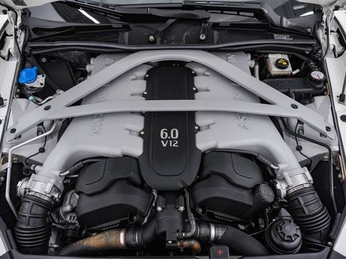 Used 2016 Aston Martin DB9 GT RWD image 40