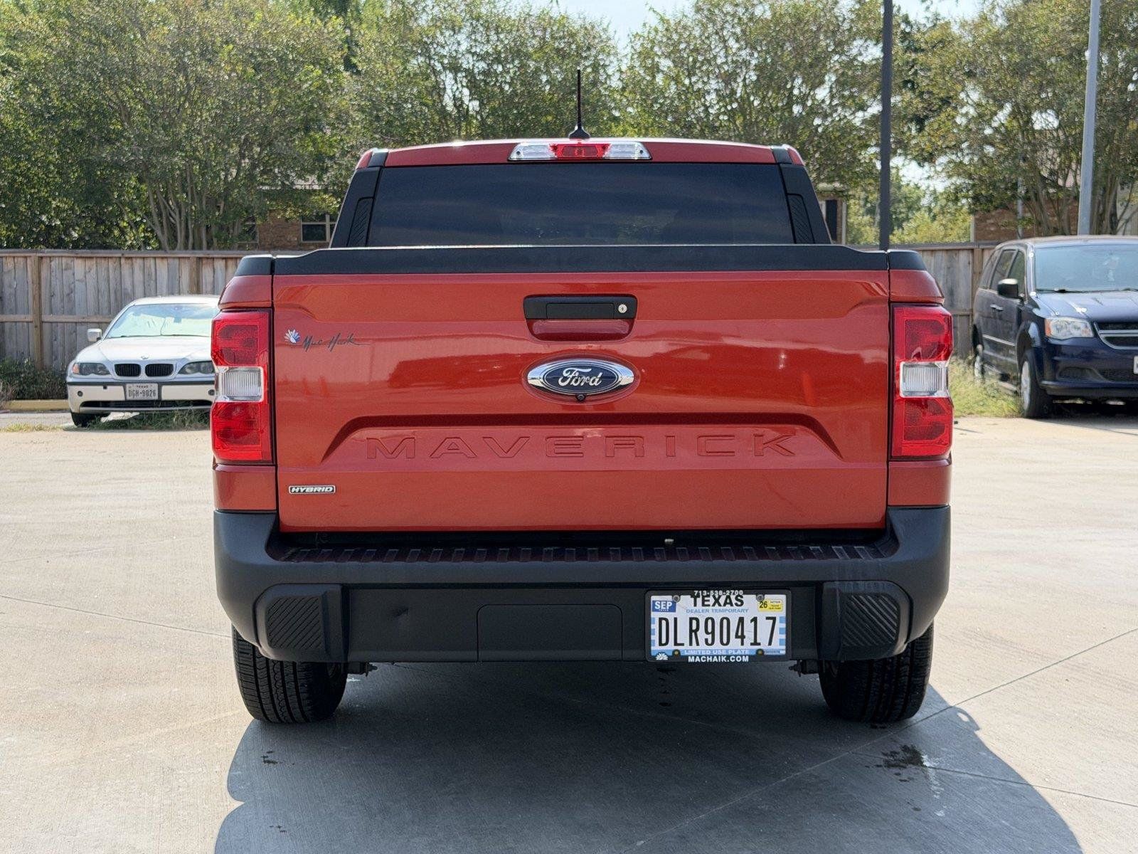 Used 2022 Ford Maverick XLT FWD image 4