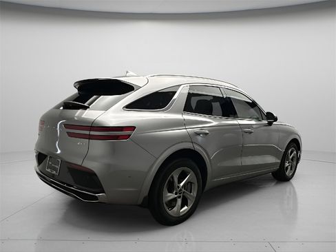 New 2026 Genesis GV70 2.5T Advanced image 4