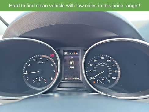 Used 2017 Hyundai Santa Fe Sport FWD image 21
