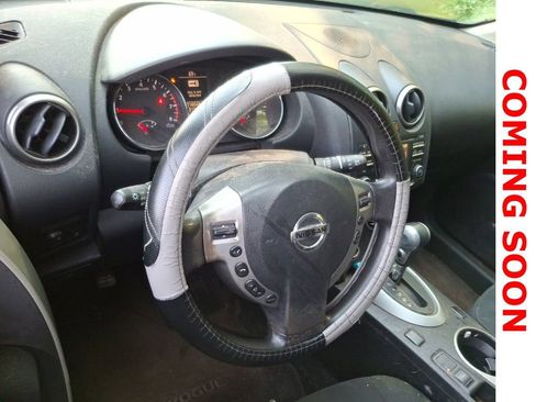 Used 2013 Nissan Rogue SV AWD/4WD image 10