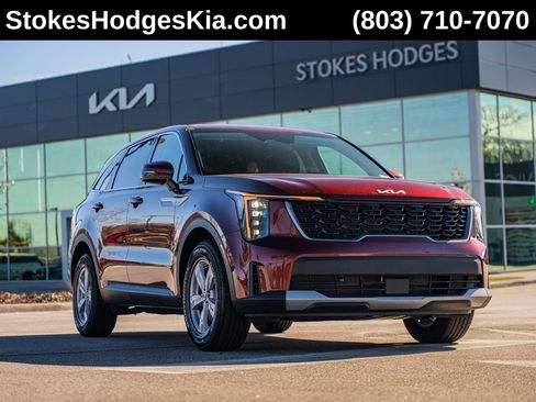 Used 2025 Kia Sorento LX image 1