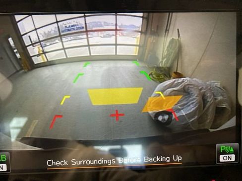 Used 2023 Subaru Forester Touring image 18