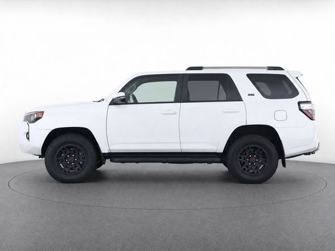 Used 2021 Toyota 4Runner SR5 Premium w/ Moonroof Package AWD/4WD image 8