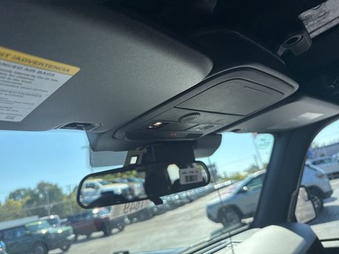 New 2025 Ford Bronco 4-Door w/ Sasquatch Package image 28