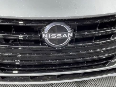 New 2025 Nissan Versa SV w/ Trunk Package image 10