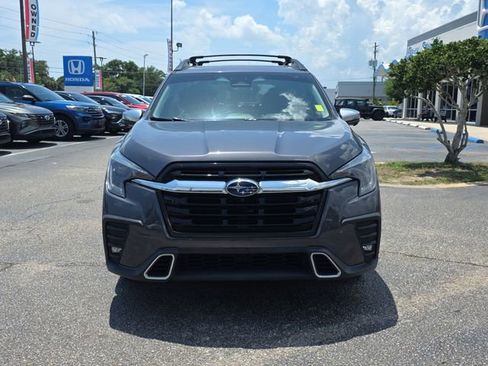Used 2023 Subaru Ascent Touring AWD/4WD image 9