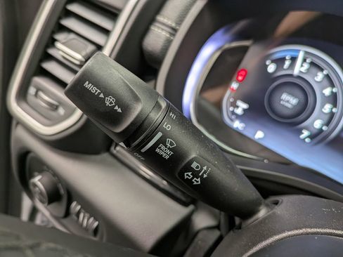 Used 2025 RAM 1500 Laramie w/ Night Edition AWD/4WD image 19