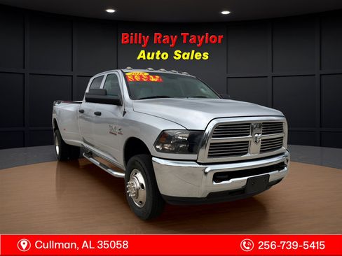 Used 2018 RAM 3500 Tradesman w/ Chrome Appearance Group image 4