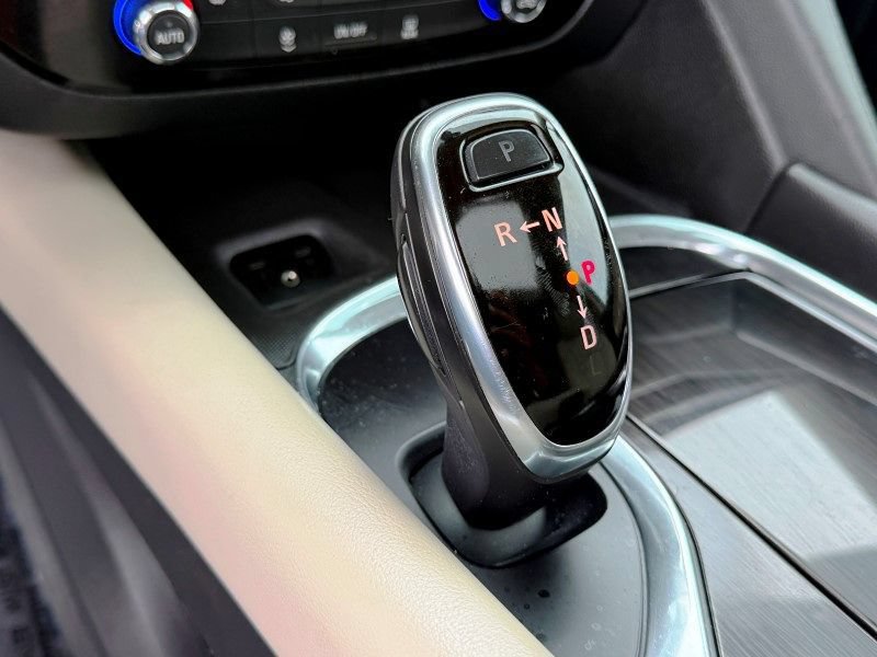 Used 2019 Buick Enclave Essence FWD image 27