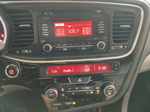 Used 2015 Kia Optima EX image 25