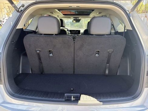 Certified 2025 Kia Sorento SX image 25