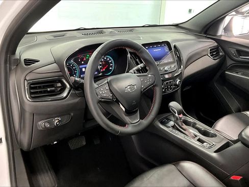 Used 2023 Chevrolet Equinox RS w/ RS Leather Package AWD/4WD image 2