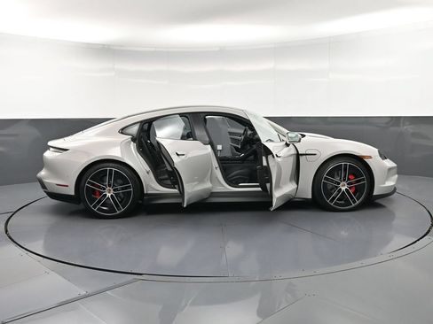 New 2026 Porsche Taycan 4S AWD/4WD image 35