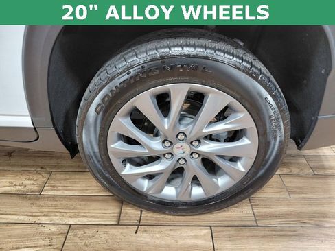 Used 2025 Buick Enclave Preferred image 14