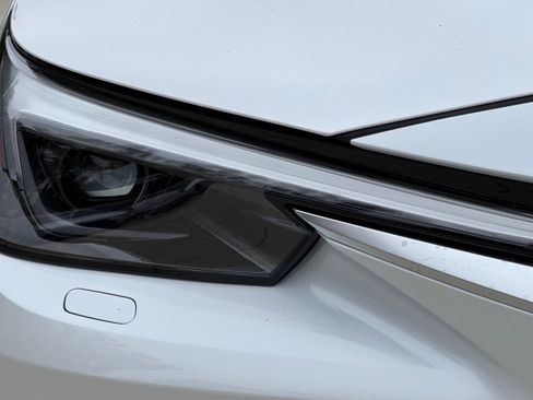 New 2026 Lexus TX 500h AWD image 10
