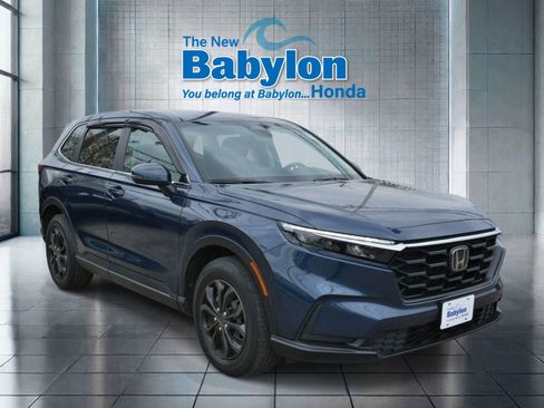 Used 2025 Honda CR-V LX image 6