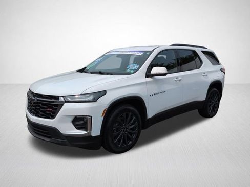 Used 2023 Chevrolet Traverse RS w/ LPO, Floor Liner Package AWD/4WD image 6