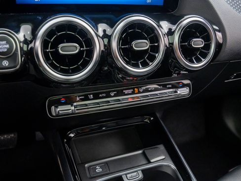 Certified 2026 Mercedes-Benz GLA 250 4MATIC image 28