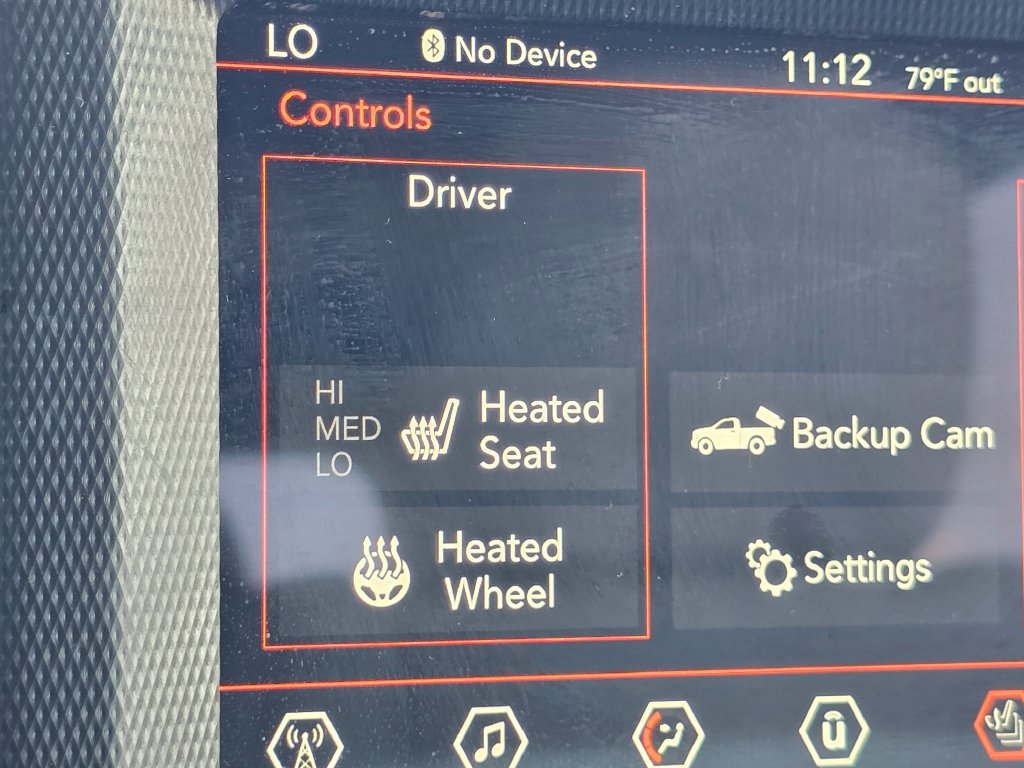 Used 2023 Jeep Gladiator Sport AWD/4WD image 4