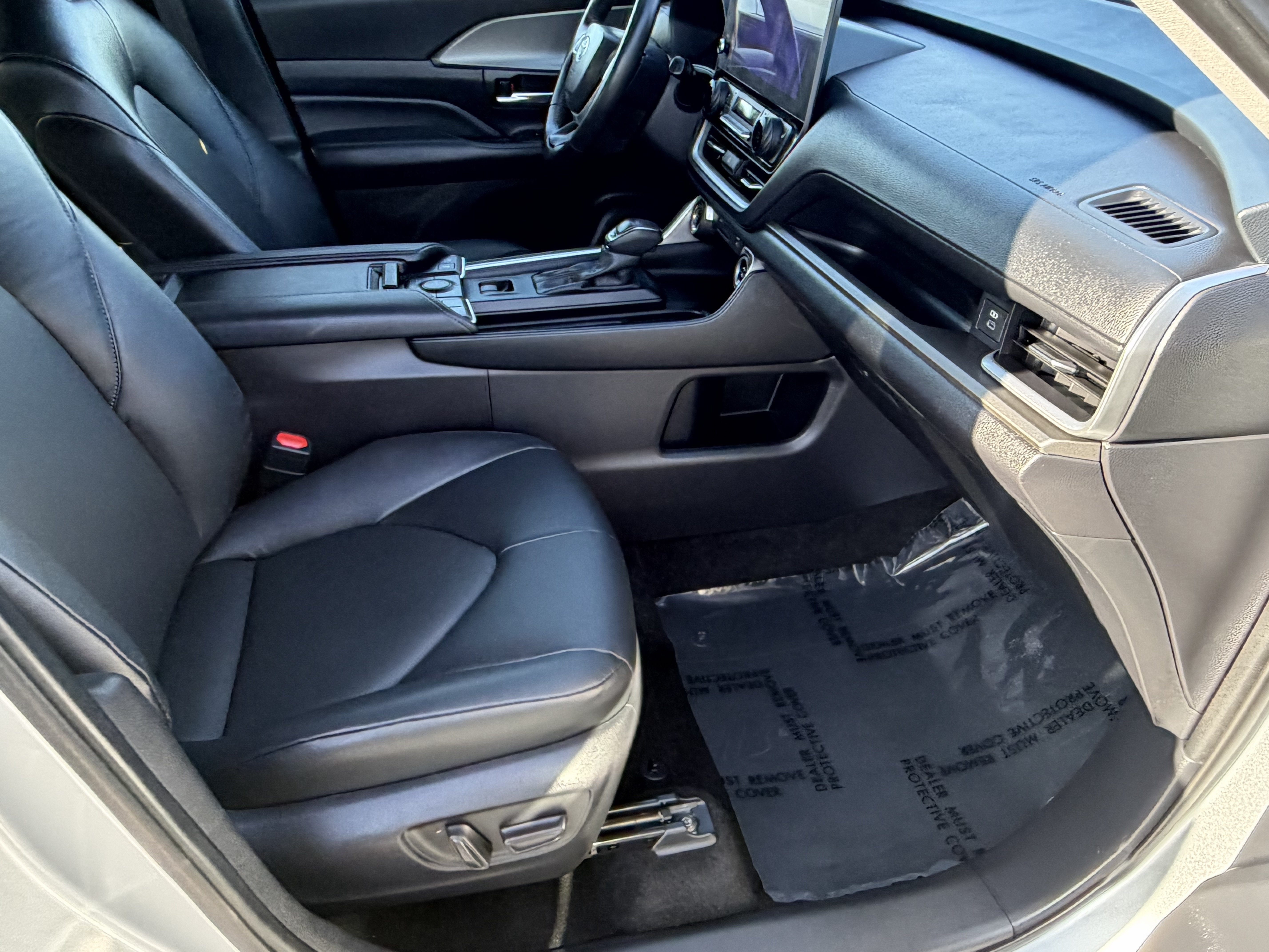 Certified 2025 Toyota Grand Highlander AWD image 10