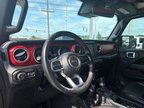 Used 2019 Jeep Wrangler Unlimited Rubicon AWD/4WD image 30