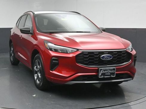 Used 2024 Ford Escape ST-Line w/ Tech Pack #1 image 2