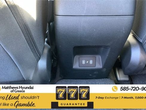 Certified 2025 Hyundai Tucson SE image 22