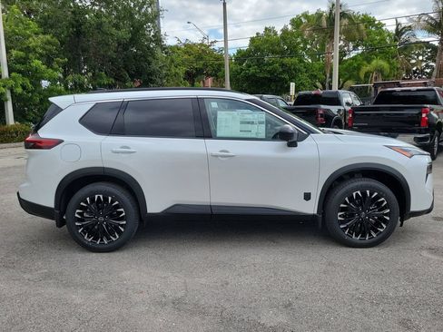 New 2026 Nissan Rogue Dark Armor FWD image 8