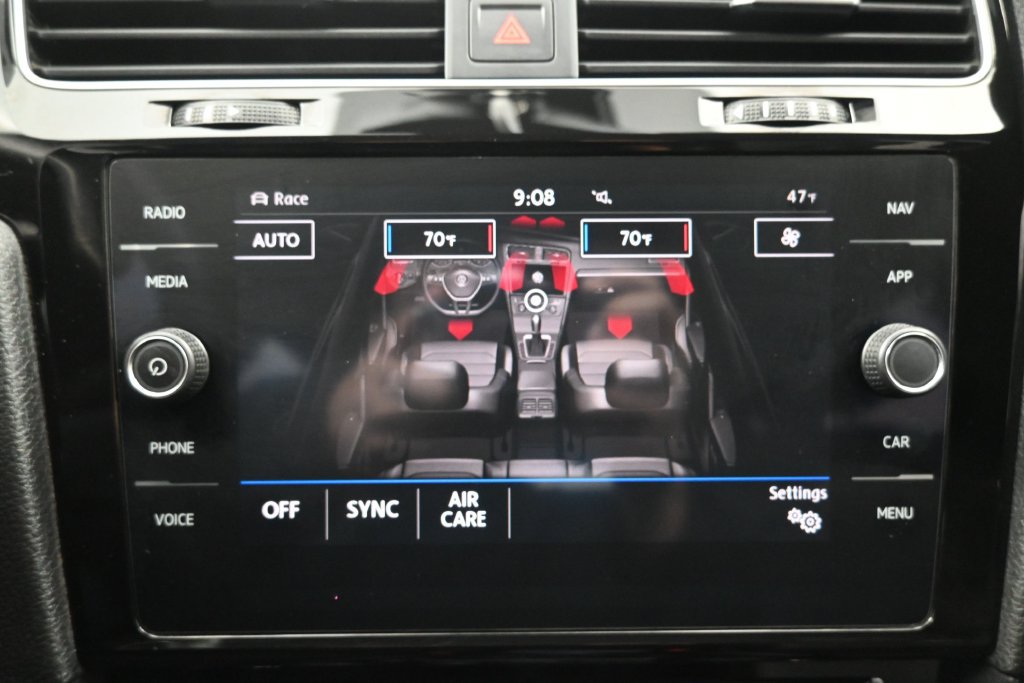 Used 2019 Volkswagen Golf R 4-Door AWD/4WD image 14