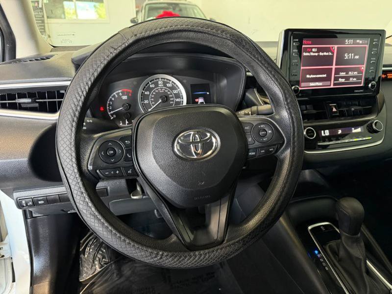 Used 2021 Toyota Corolla LE FWD image 12